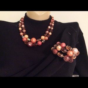 Vintage bead necklace, bracelet, ear bobs